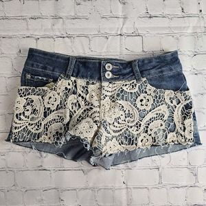 Vanity Dakota Womens Denim Cutoff Shorts Size 26 Crochet Medium Wash Stretch‎